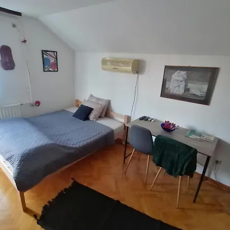 Mansarda Apartment *